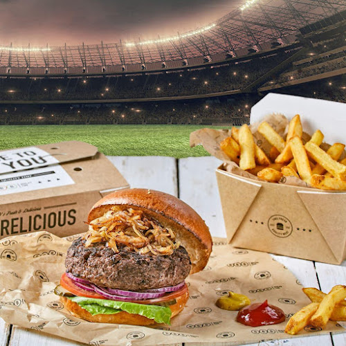 מסעדת BBB יגאל אלון - הסעדה