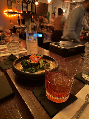 Comentarii opinii despre אימפריאל קוקטייל בר