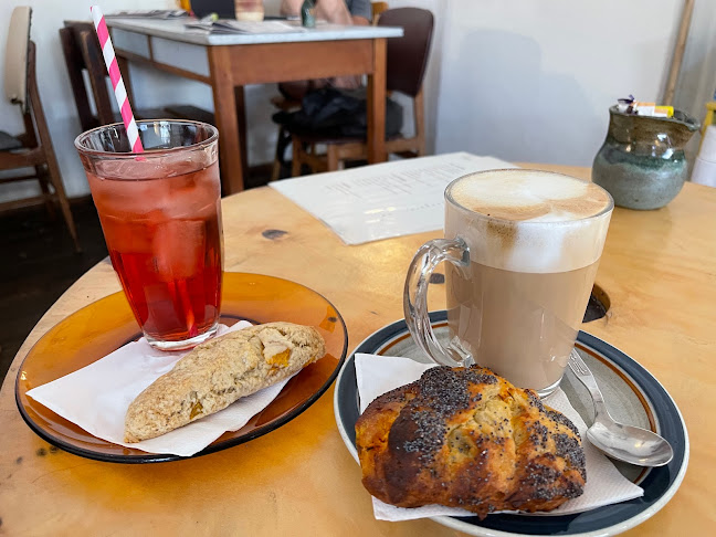 קפה הפינה - הסעדה