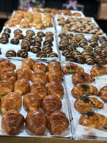 5614, קלנסווה, 4064000