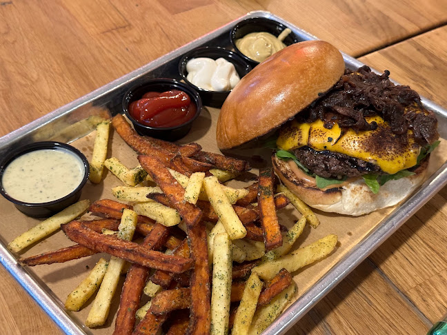 Opinii despre בנץ ברדרס פלורנטין în תל אביב-יפו - הסעדה