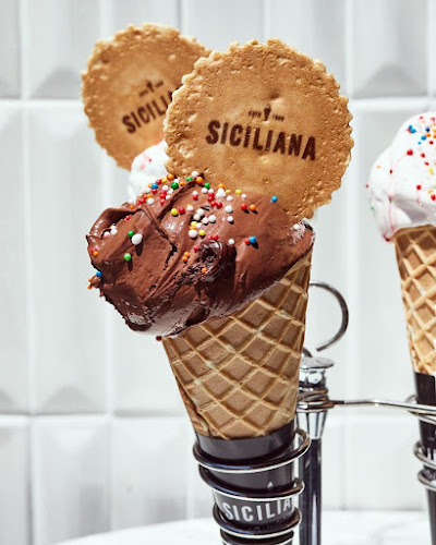 Opinii despre גלידריה סיציליאנית בסר סיטי פתח תקווה - כשר | kosher în פתח תקווה - הסעדה