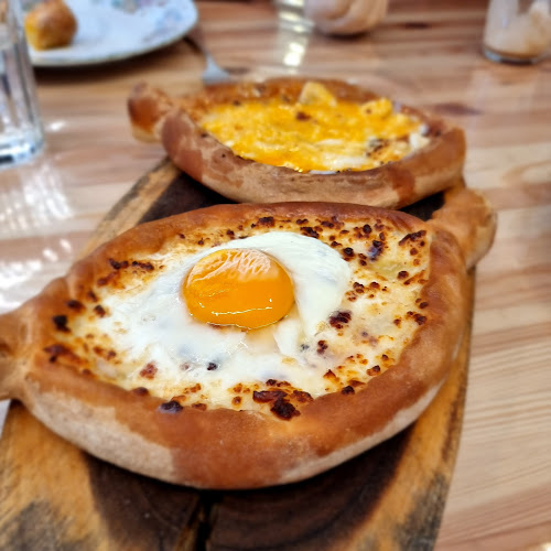 כיכר מלאכי הנביא 16, מודיעין מכבים רעות