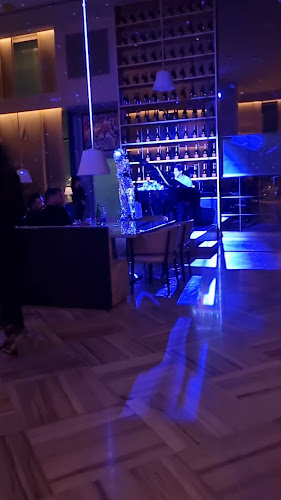 Comentarii opinii despre Pop and pope