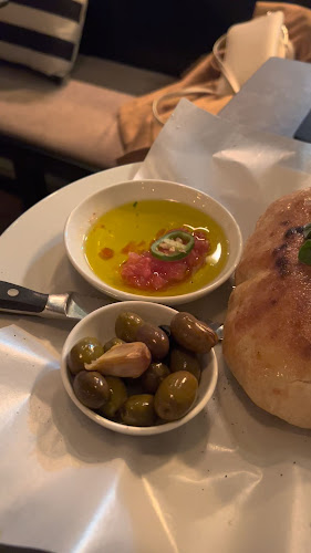 וניה ביסטרו - הסעדה