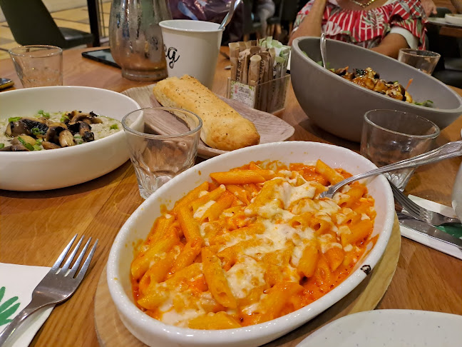 קפה גרג ממילא - Greg cafe Mamilla - הסעדה