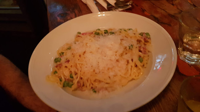 ג'ויה - הסעדה