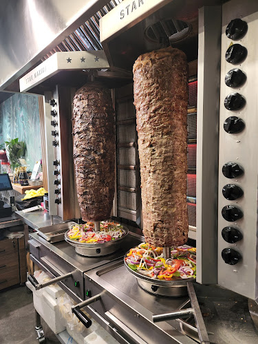 شوارما الهلال