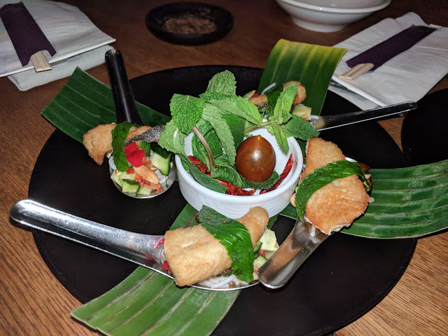 קאב קם - הסעדה