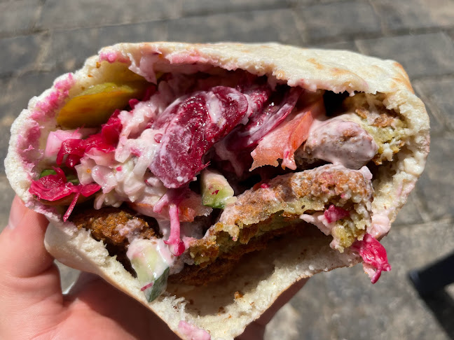 פלאפל ערפי - הסעדה