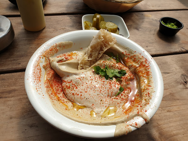 חומוס אליהו פלורנטין - תל אביב-יפו