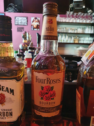 Comentarii opinii despre אבסנס פאב