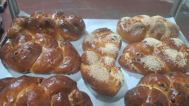 מאפיית נחמה