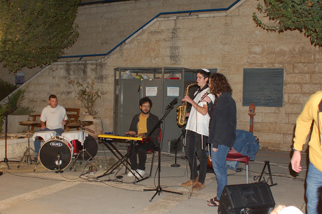 זאביק - פאב שכונתי - ירושלים