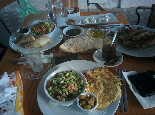 Opinii despre בית קפה în חיפה - הסעדה