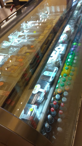 לחם תושיה רעננה - הסעדה