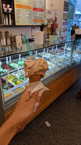 ארטה גלידריה - הסעדה