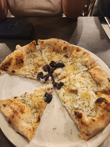 Opinii despre לה פיאדרה ארנונה- la Piedra Arnona în ירושלים - הסעדה