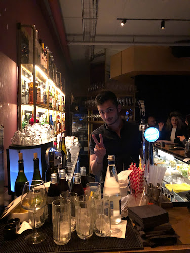 יאוזה yauza - הסעדה