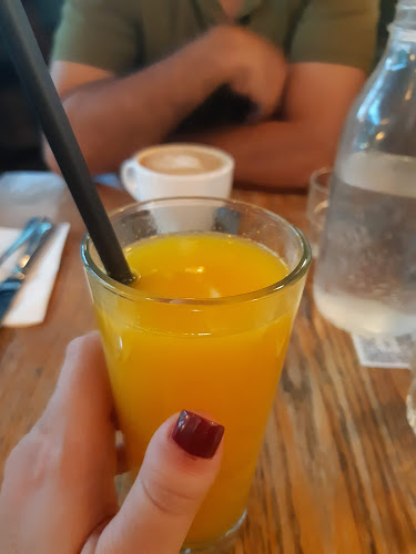 Opinii despre קפה דיזנגוף în תל אביב-יפו - הסעדה