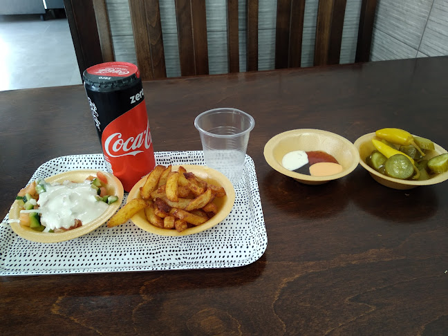 מסעדת צור - הסעדה