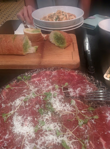 דיקסי גריל בר - הסעדה