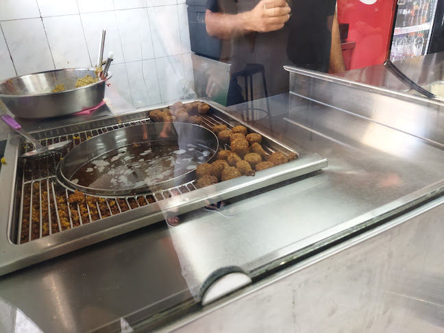 פלאפל הזקנים - הסעדה