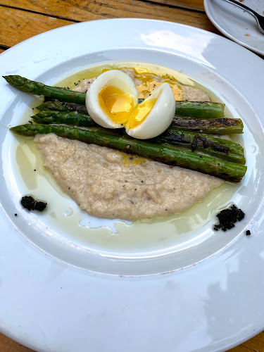 קפה אירופה - הסעדה