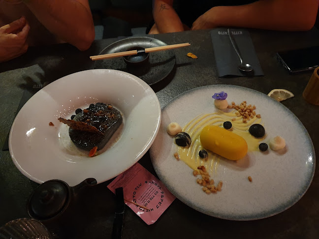 Kitto Katto - הסעדה