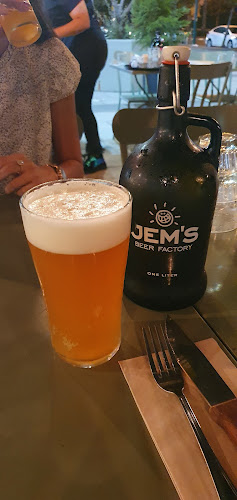 ג'מס קרית השרון Jems - הסעדה