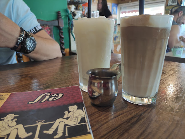 פול קפה - הסעדה