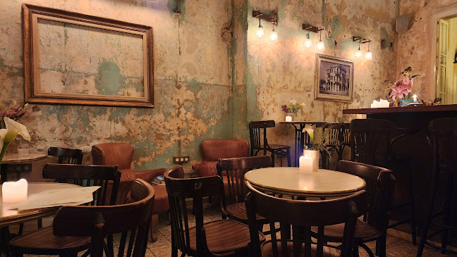 Christoff Wine Salon