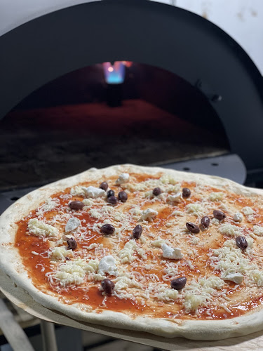 פרמזנו פיצה כפר יונה - הסעדה