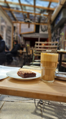 Comentarii opinii despre אדמונד קפה