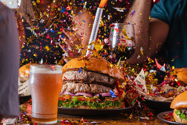 Opinii despre BLACK גרנד קניון חיפה în חיפה - הסעדה