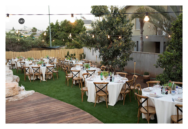 מורן אהרון ואלישבע הבית ביפו - הסעדה