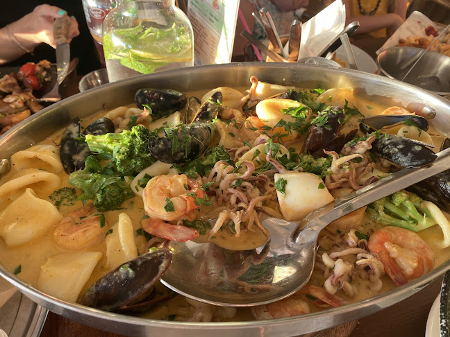 דרך בן גוריון 69, בת ים