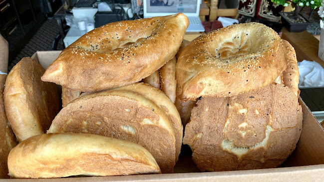 מסעדה אצל הבוכרי - הסעדה