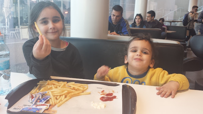 מקדונלד'ס - קניון השלום עזריאלי - תל אביב-יפו