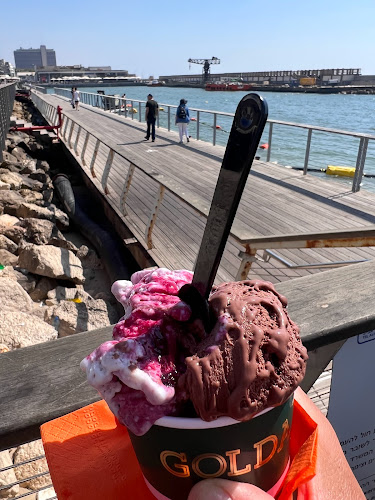 Comentarii opinii despre גולדה נמל תל אביב