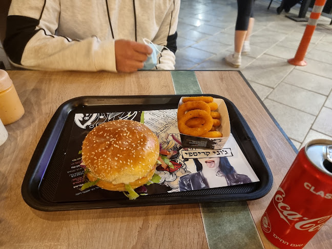 Comentarii opinii despre ג'וני קריספי הבלוק