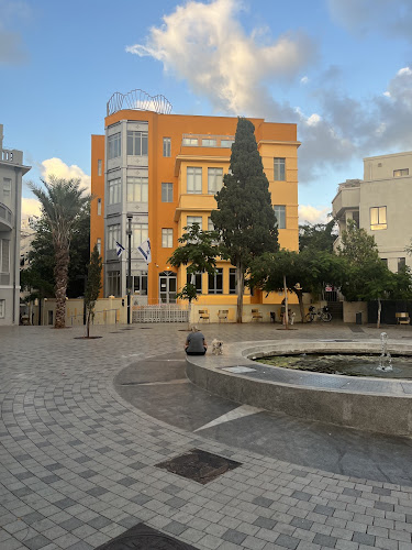 ביאליק 26, תל אביב-יפו, 6332432