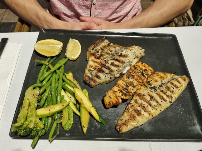 Opinii despre דולפין ים - Sea dolphin în ירושלים - הסעדה