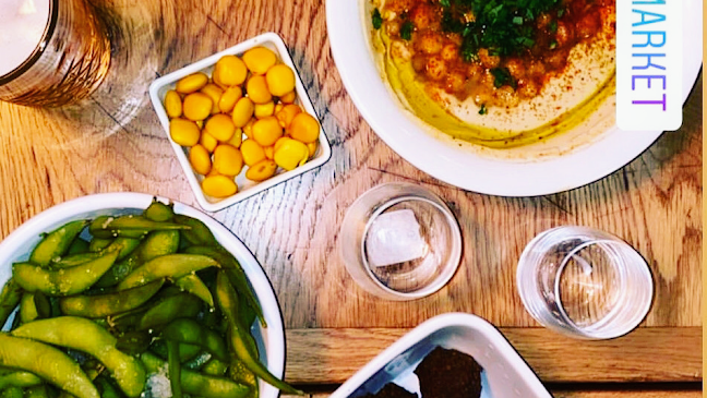 חומוס אליהו שוק מחנה יהודה - הסעדה