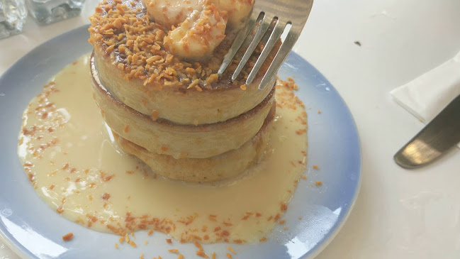 R&D by Benedict - הסעדה