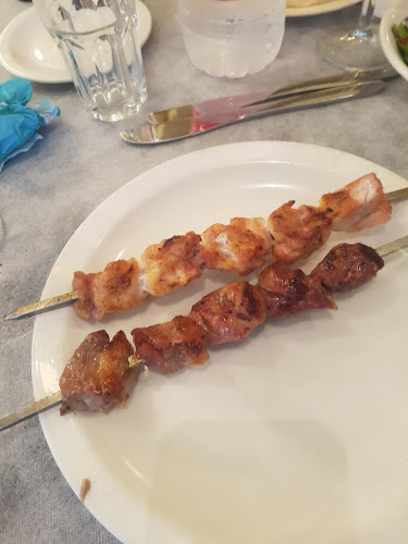 מגנדה - מסעדה מזרחית - הסעדה