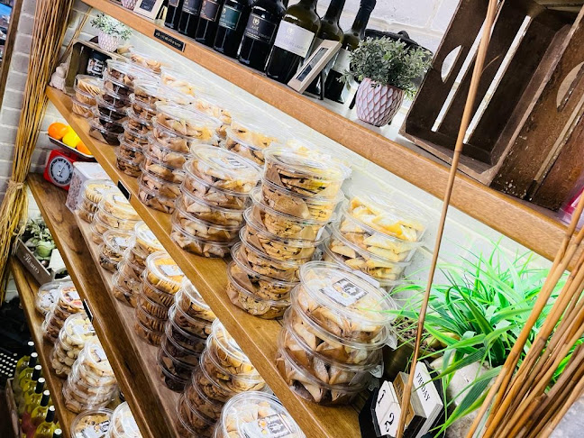 Comentarii opinii despre עינוגים