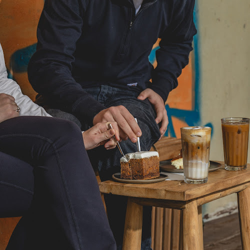 פארק המסילה, מול תחנת הרכבת, אליפלט, תל אביב-יפו