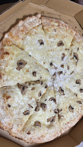 פיצה הוליווד ראשון לציון - ראשון לציון