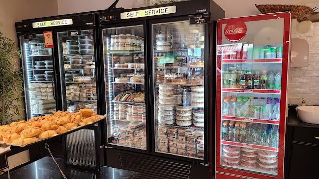 אינגליש קייק - הסעדה